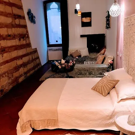 Apartahotel White & Gold